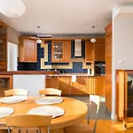 Metro Imielin 2-bedroom By Bookinghost * Warszawa