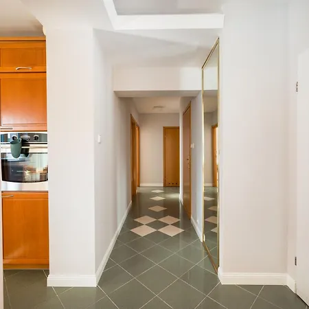 Apartament Metro Imielin 2-bedroom By Bookinghost Warszawa