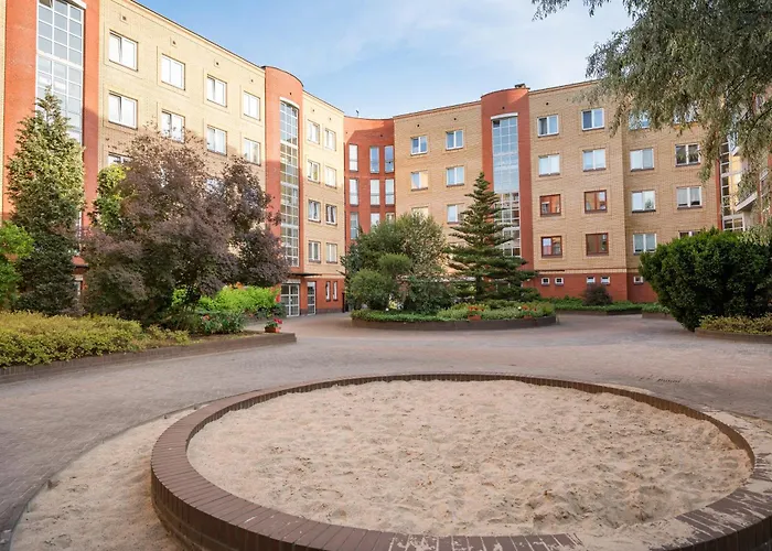 Apartamento Metro Imielin 2-bedroom By Bookinghost Varsóvia