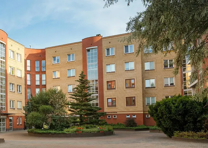 Metro Imielin 2-bedroom By Bookinghost