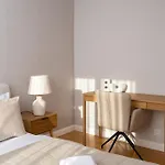 Metro Imielin 2-bedroom By Bookinghost Appartement Warschau
