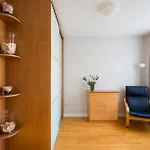 Appartement Metro Imielin 2-bedroom By Bookinghost *
